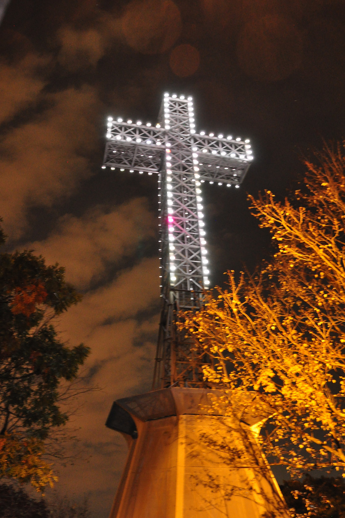 Mount-Royal Cross
